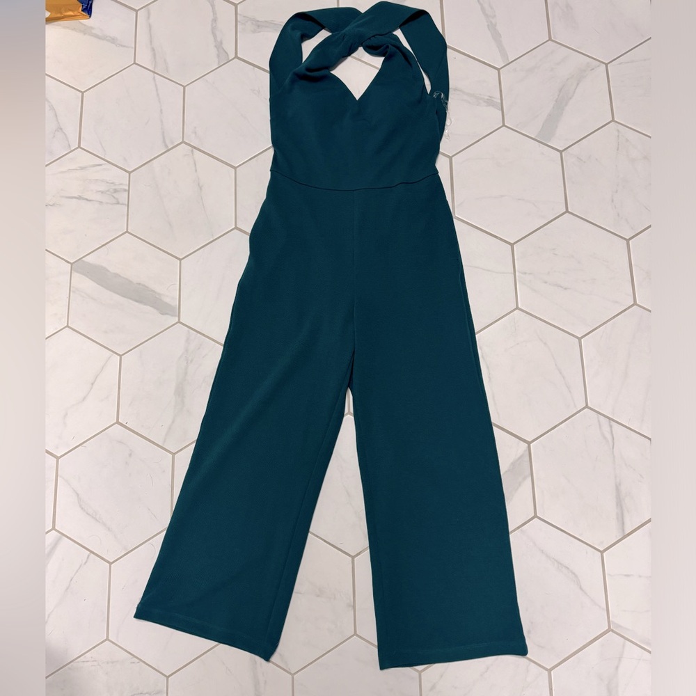 Speechless hunter green  jumper jumpsuit cropped sleeveless cross back M